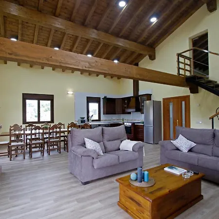 Fresnos De Holiday home *